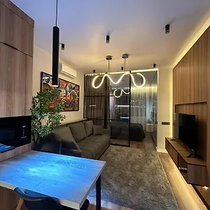 https://auezov-city-050034.hotels-of-almaty.com